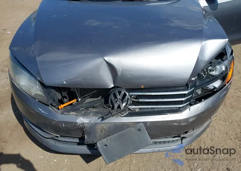 2012 Volkswagen Passat 2.5L S из США, поврежденный, VIN 1VWAP7A35CC035327